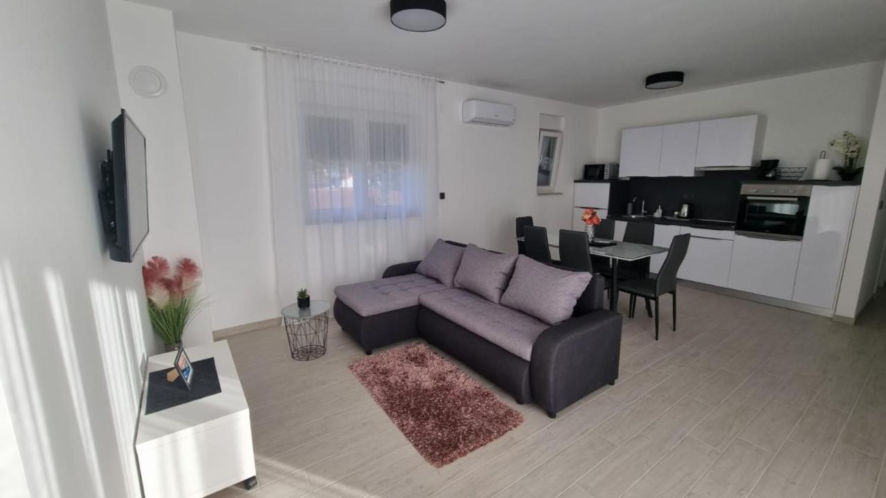 Appartamento Gabi Grebaštica Esterno foto